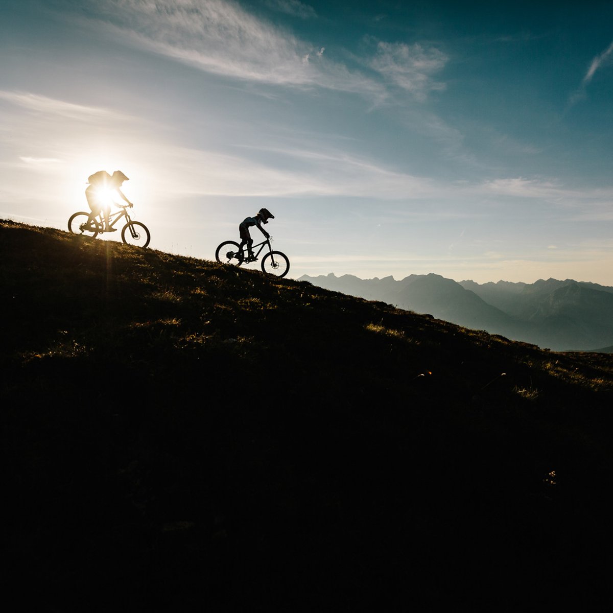 family-biking-auf-dem-frommestrail-c-staronphoto.jpg