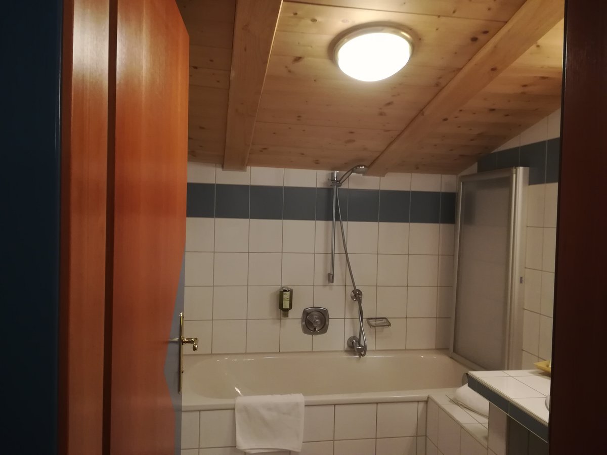 Badezimmer 402.jpg